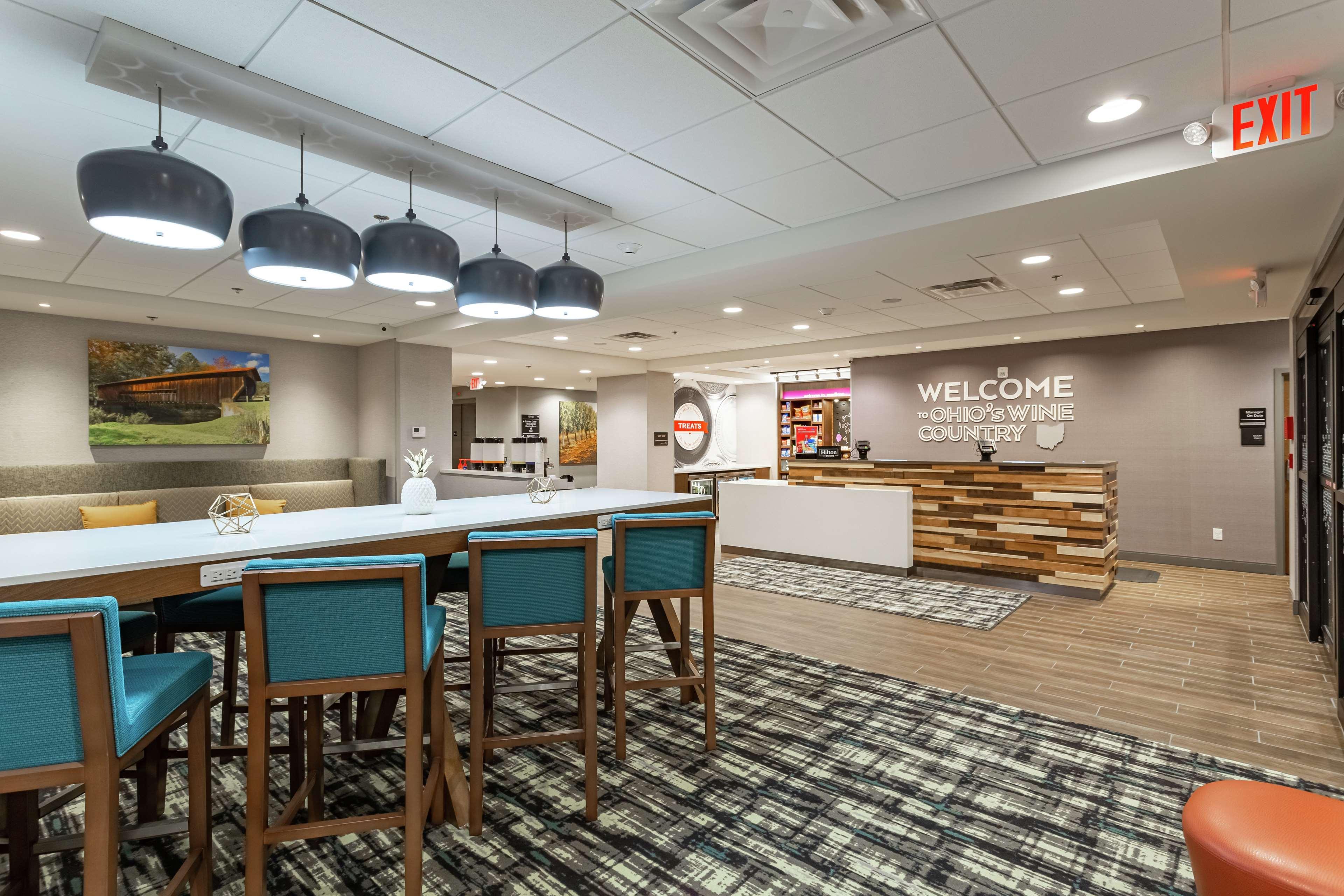Hampton Inn Madison, Oh Экстерьер фото