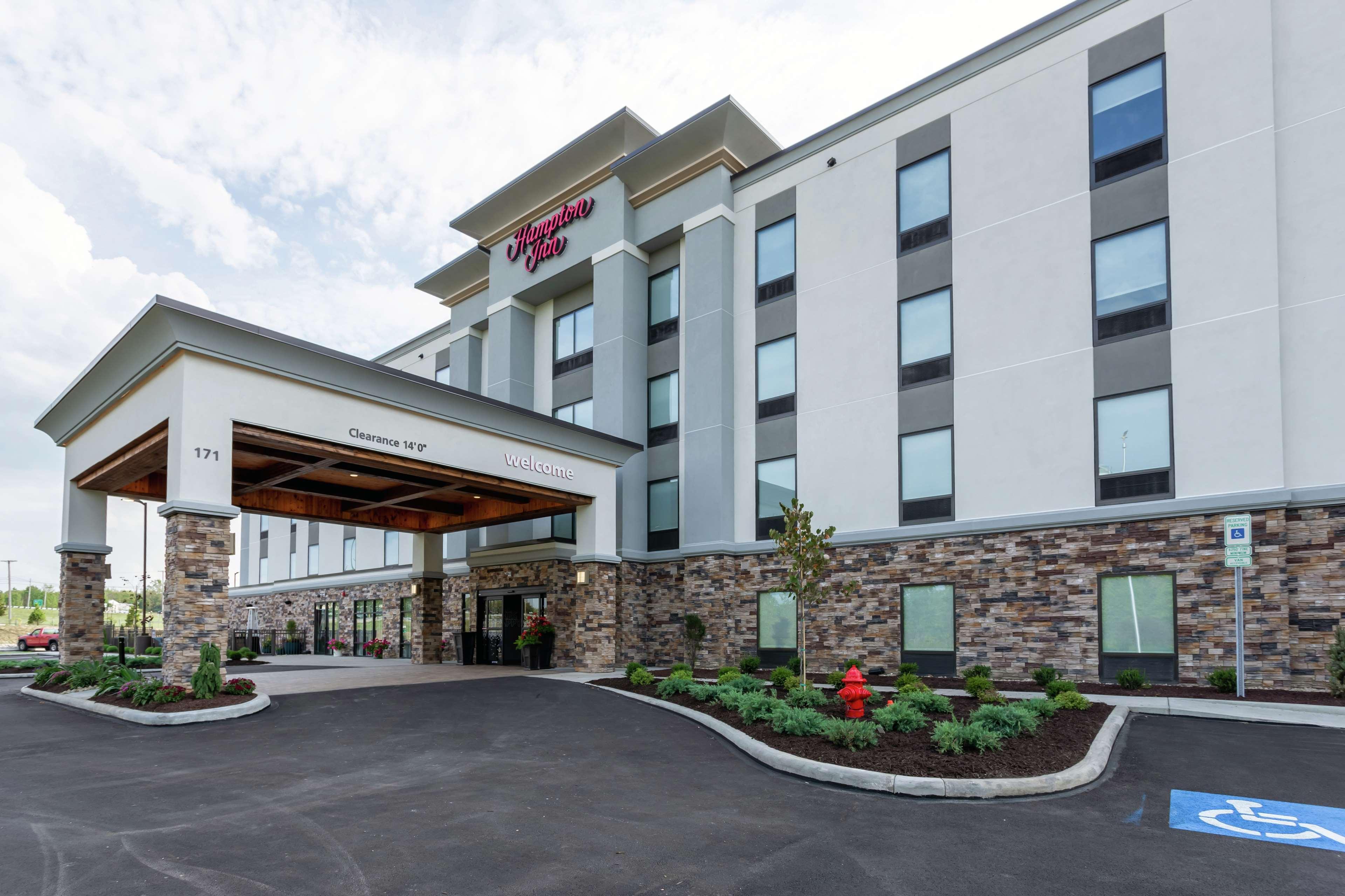 Hampton Inn Madison, Oh Экстерьер фото