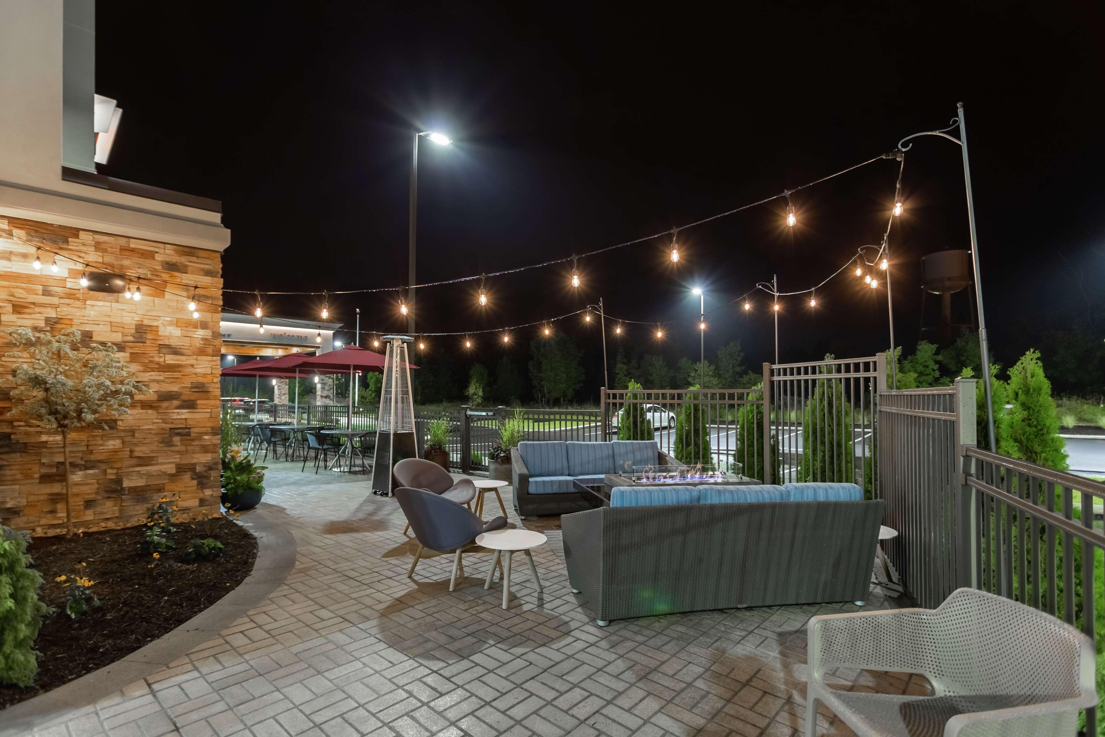 Hampton Inn Madison, Oh Экстерьер фото