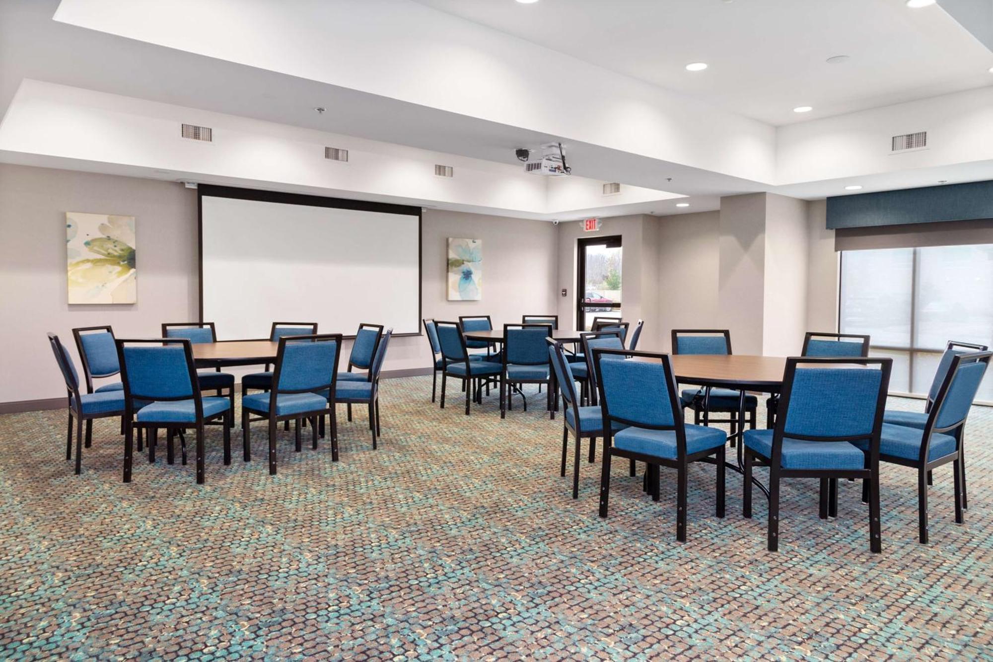 Hampton Inn Madison, Oh Экстерьер фото