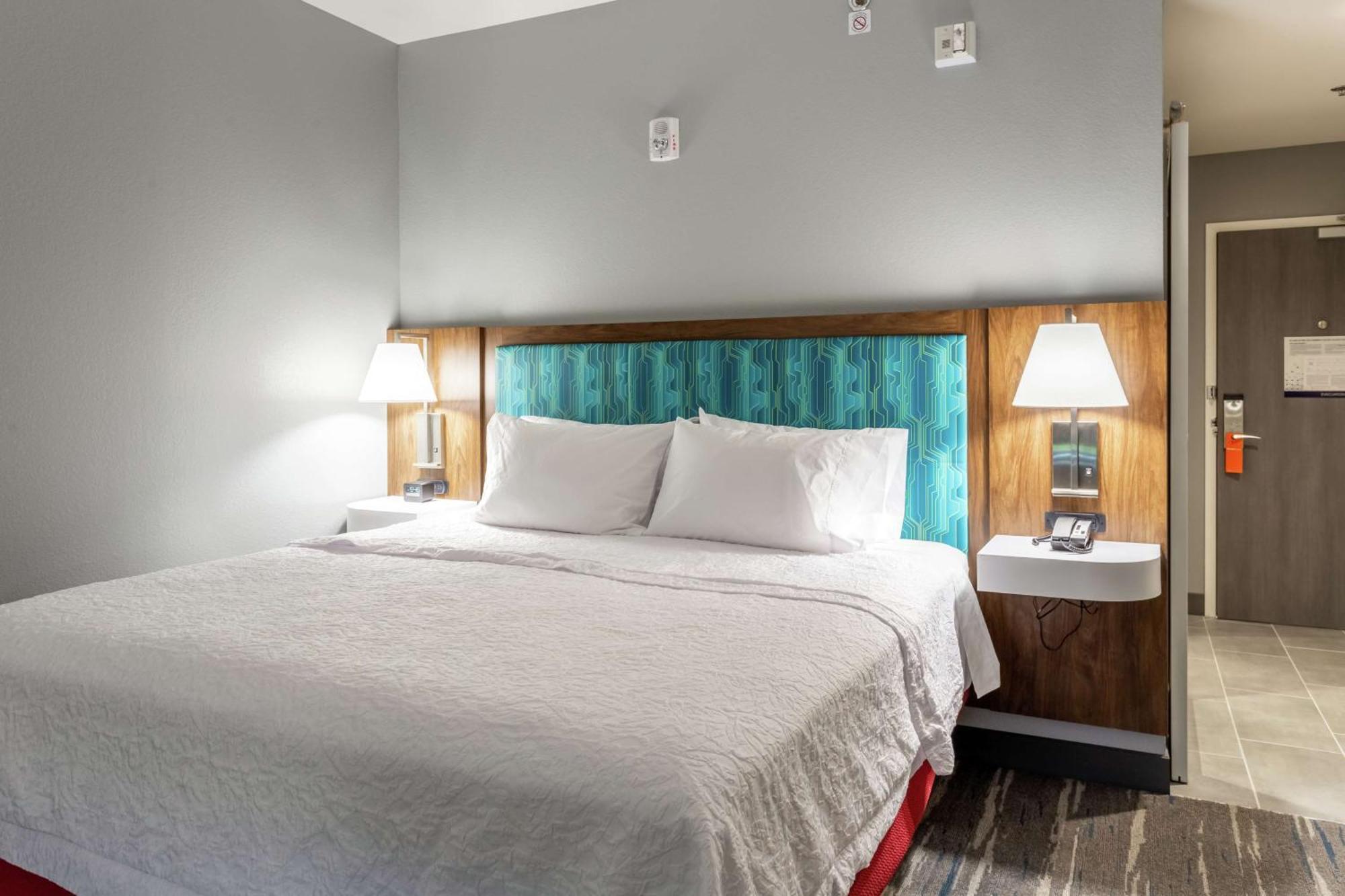 Hampton Inn Madison, Oh Экстерьер фото