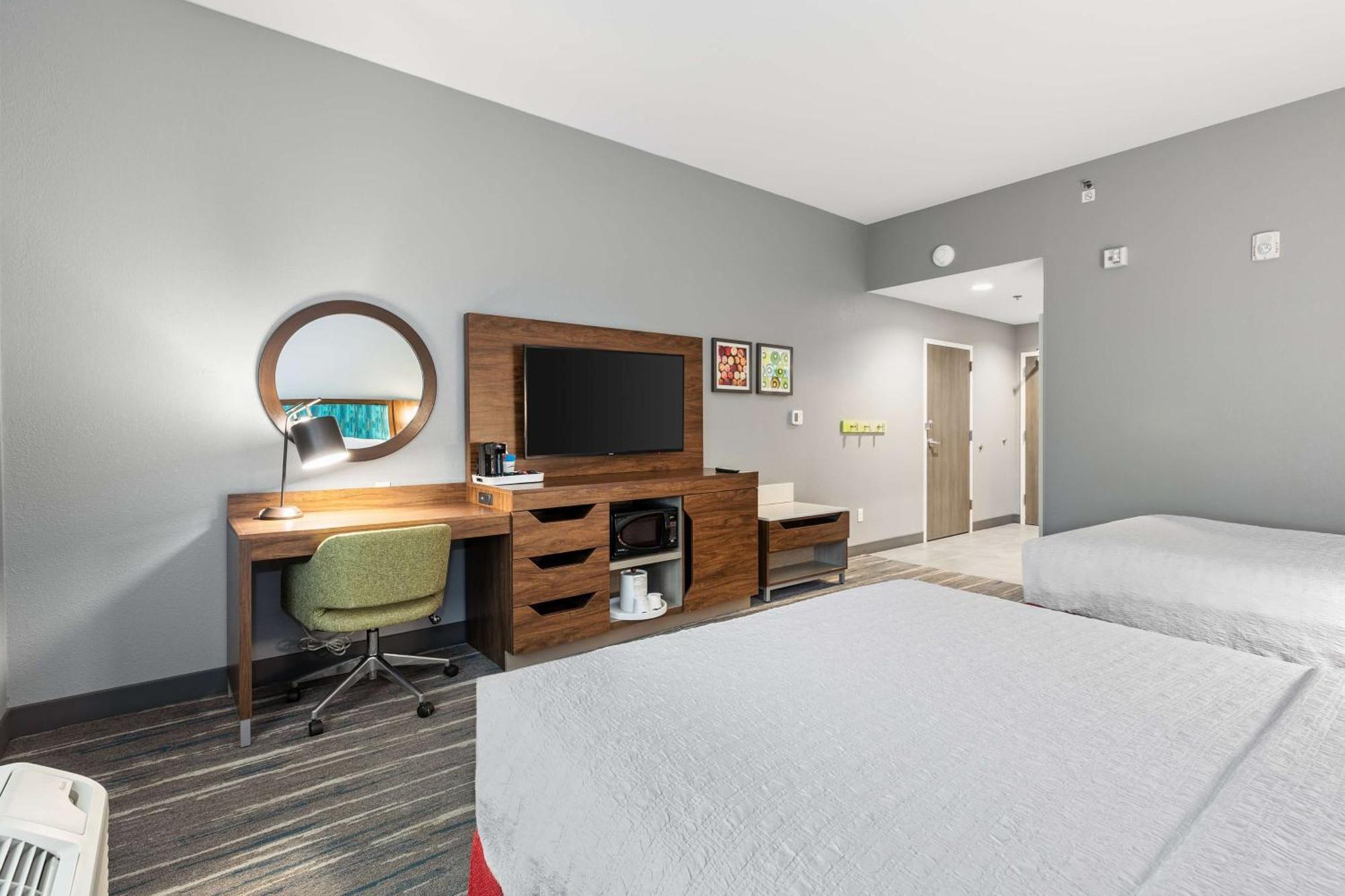 Hampton Inn Madison, Oh Экстерьер фото